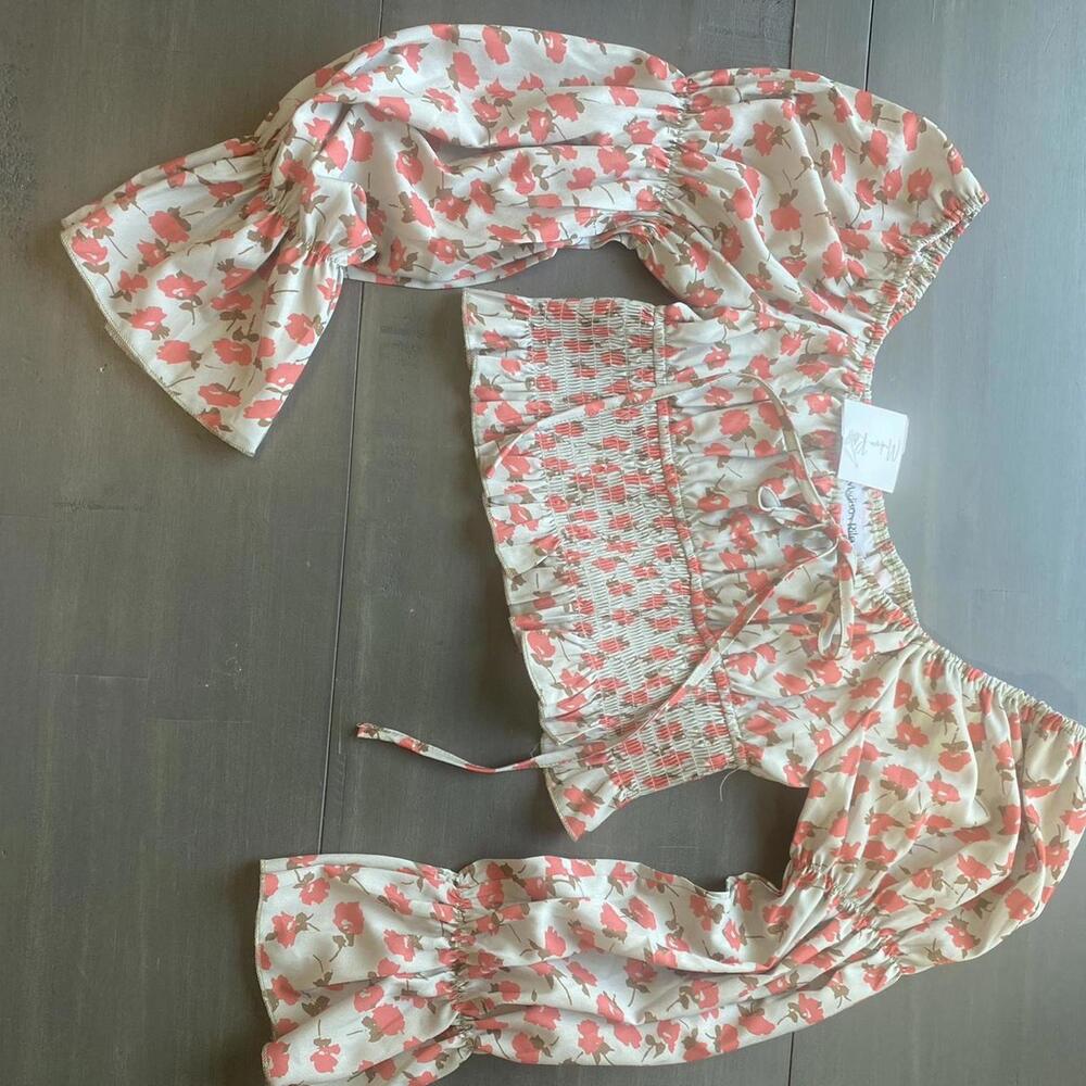 Madison Riley Floral Puff Sleeve Top – Size Small – BNWT
